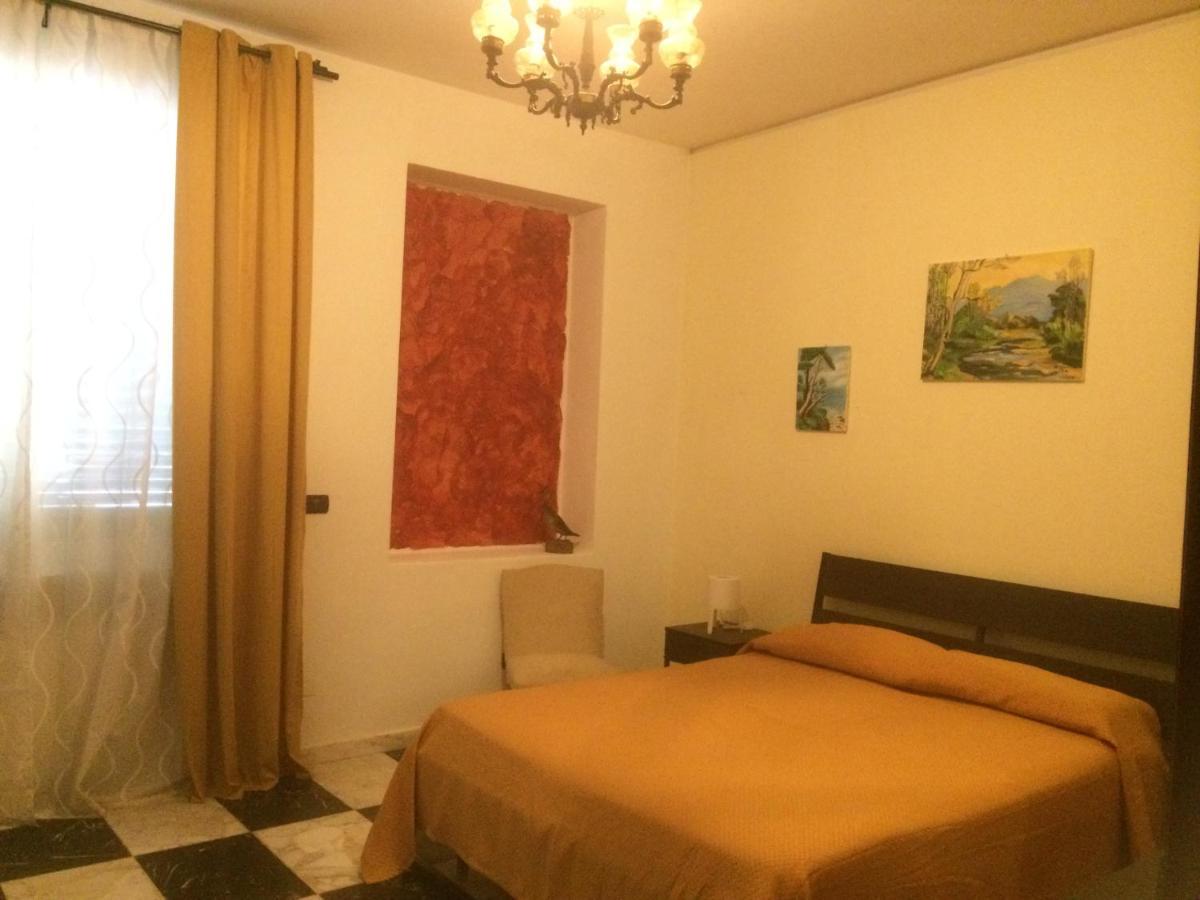 Bed and Breakfast Marinette Barcellona Pozzo di Gotto Exterior foto