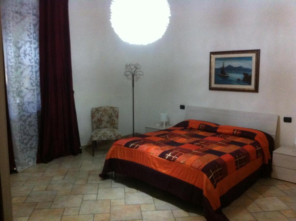 Bed and Breakfast Marinette Barcellona Pozzo di Gotto Exterior foto